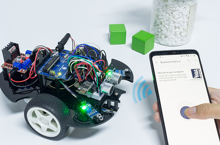 ../_images/iot_car.jpg